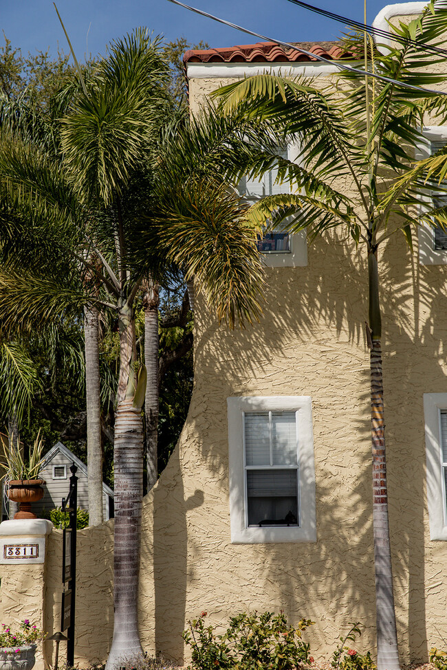 Building Photo - 3311-13 W. San Juan