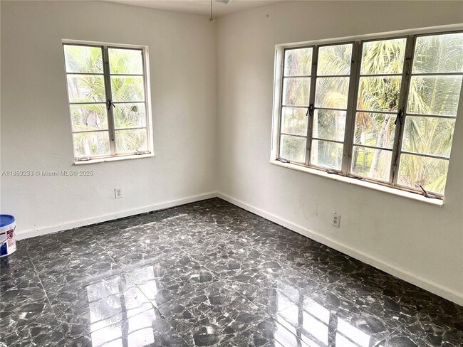 Building Photo - 1124 NW 112th Terrace