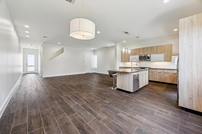 Building Photo - 2220 Cortijo Pl
