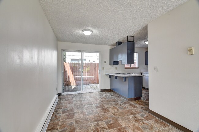 Foto del edificio - 2415 E 30th St