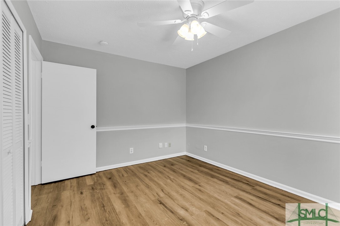 Primary Photo - 123 Peachtree Dr
