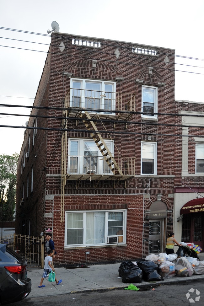 Building Photo - 37-24 104th St