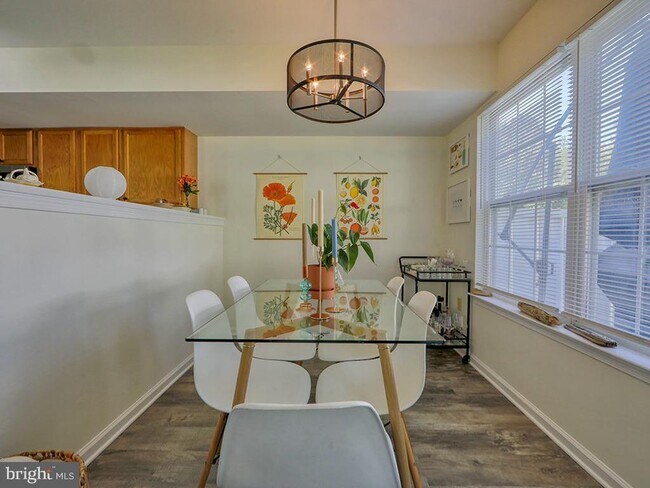 Foto del edificio - 108 Seabright Way