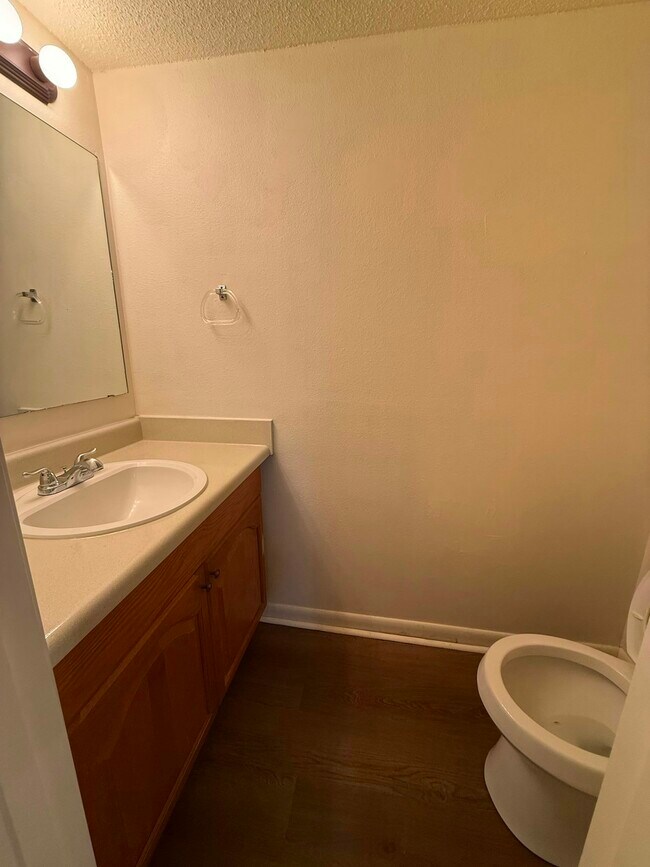 Foto del edificio - 155 (201) High Meadows Boulevard, Unit 177