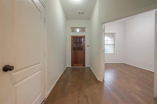 Foto del edificio - 3 Tidwillow Pl
