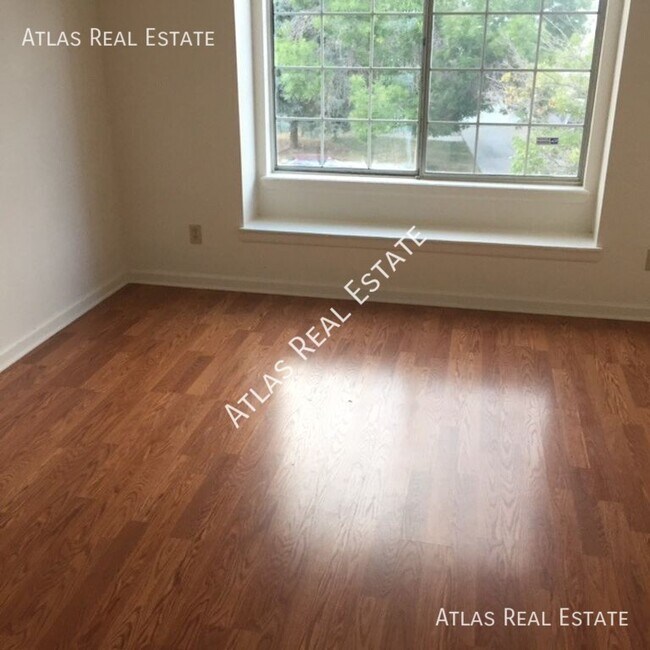 Building Photo - Coming SOON! 2 bed, 1 bath Condo with ATTA...