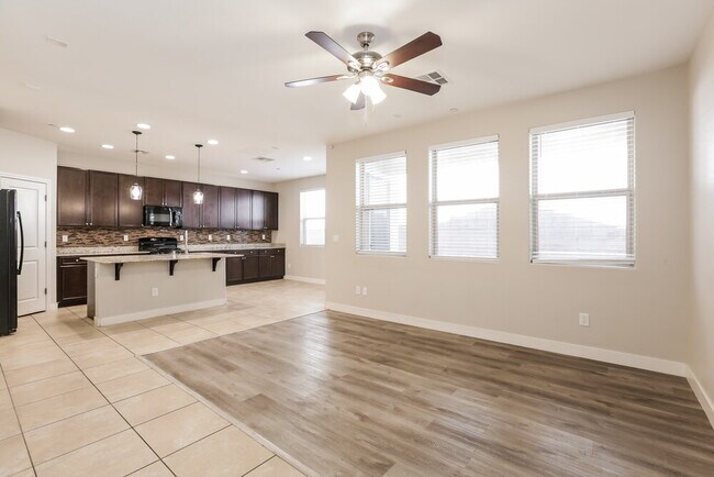 Foto del edificio - 7563 Bethel Cove Ct