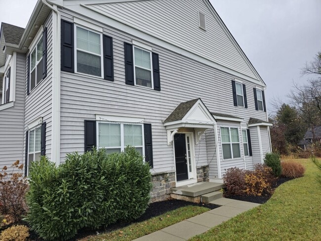 Foto del edificio - 100 Everleigh Dr