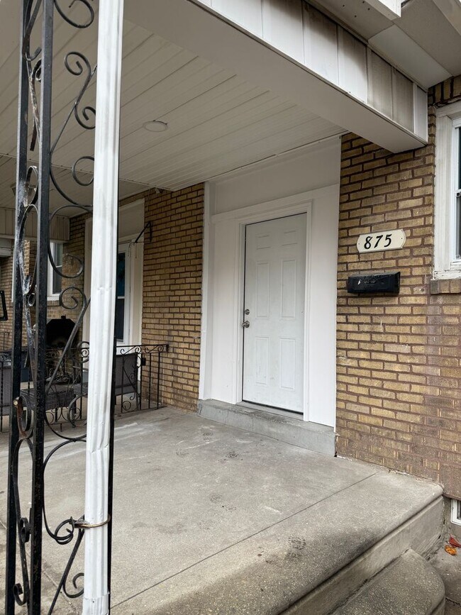 Foto del edificio - Beautiful three bedroom townhome available in Somerdale