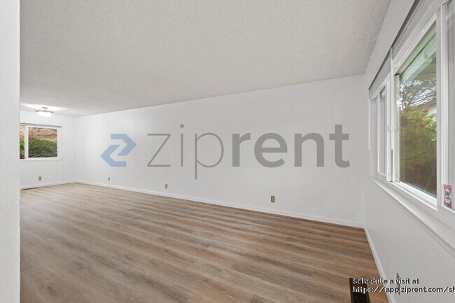 Foto del edificio - 60 Deerhaven Pl