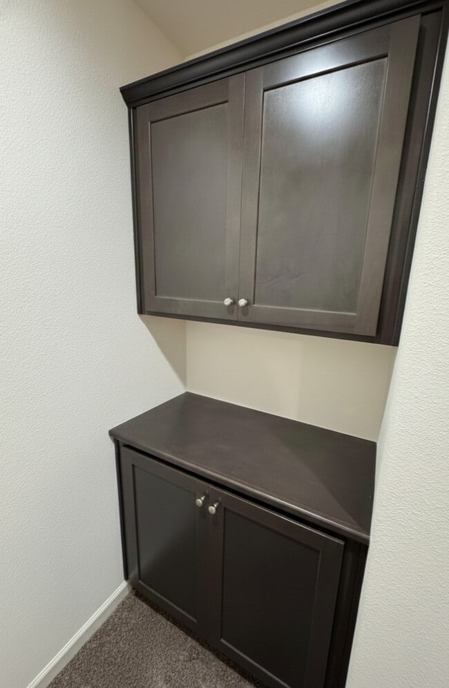 Building Photo - 4103 Hoblitt Ave