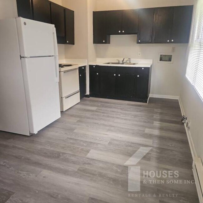 Building Photo - 205 Havendale Dr