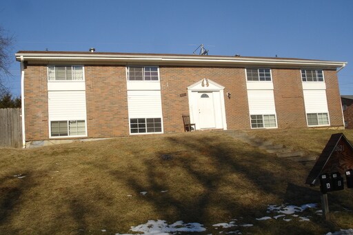 Primary Photo - 2621 Quail Dr