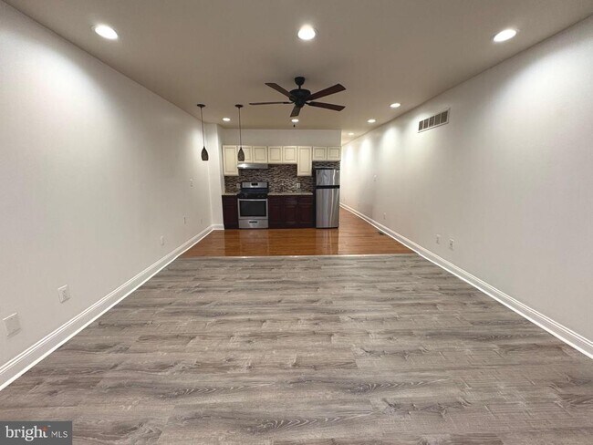 Foto del edificio - 20 S Highland Ave