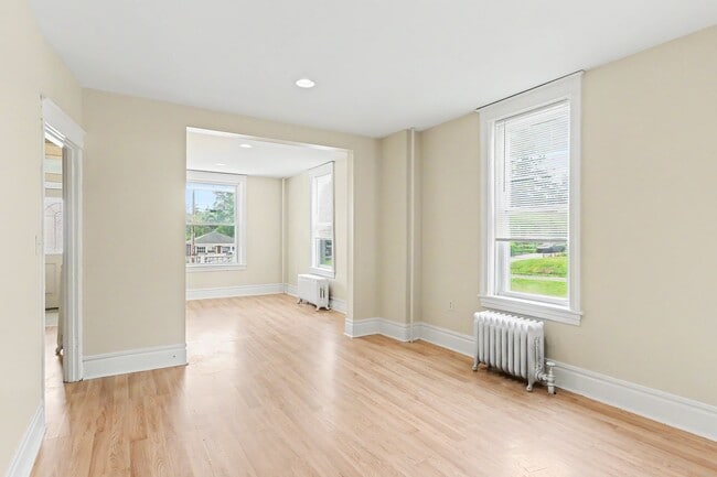 Building Photo - 145 15th St