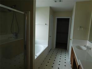 Foto del edificio - 10835 Lake Gardens Dr