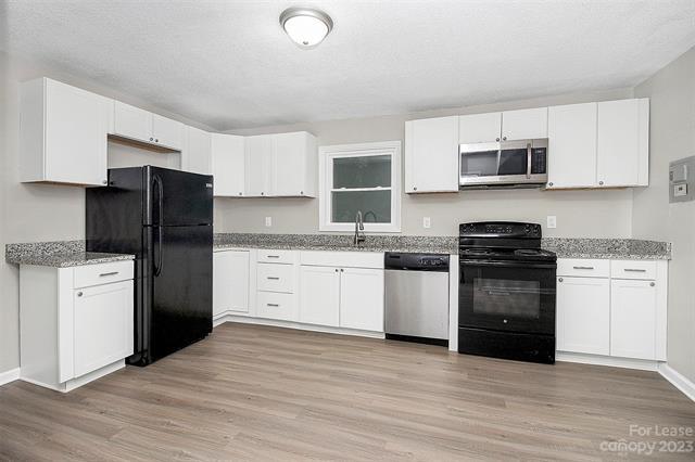 Building Photo - 311 N Long St