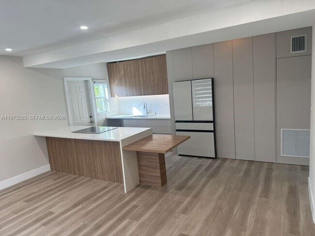 Building Photo - 2341 NW 14th St