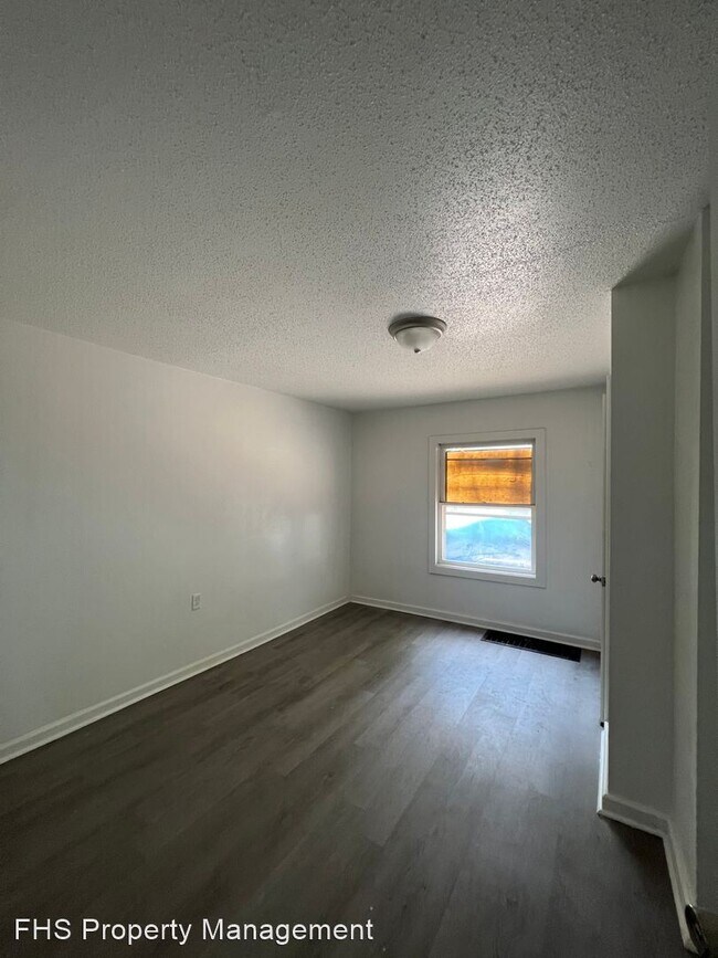 Building Photo - 3 br, 2 bath House - 839 S Weaver