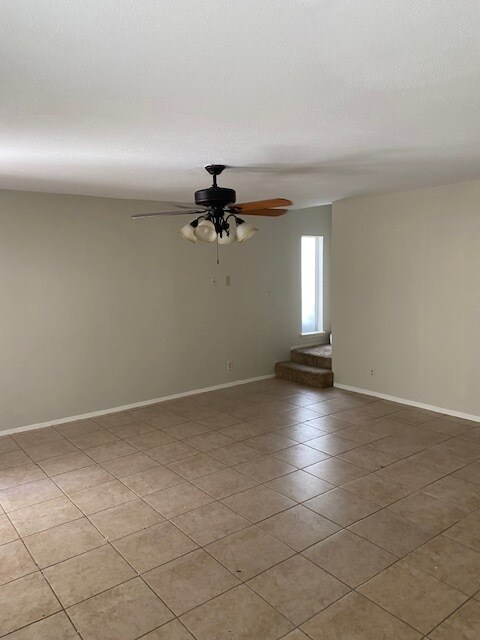 Building Photo - 6718 Silvermine Dr