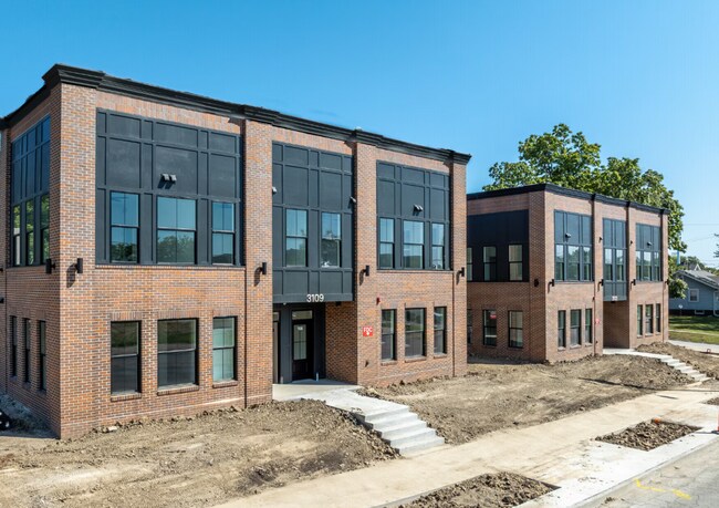 Foto del interior - Forest Ave Townhomes