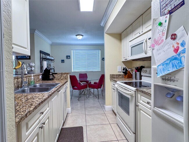 Foto del edificio - 21100 SW 87th Ave