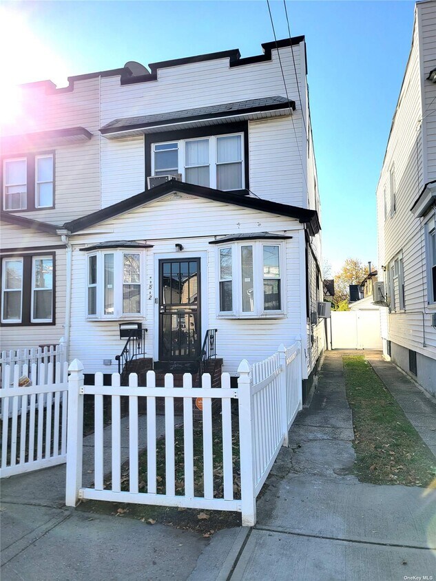 Primary Photo - 115-22 146th St