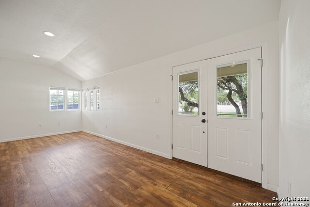 Building Photo - 1654 Skyline Dr