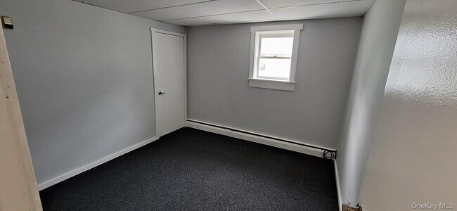 Foto del edificio - 598 N Quaker Ln