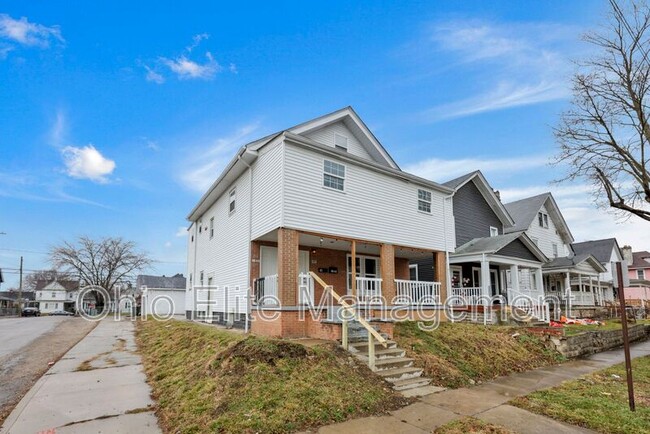 Foto del edificio - 85 1/2 S Wheatland Ave