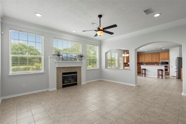 Foto del edificio - 3111 E Cedar Hollow Dr