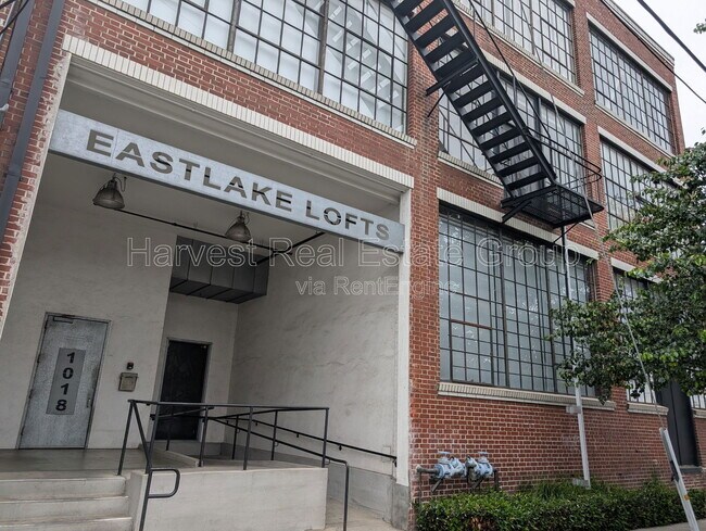 Foto del edificio - 1018 4th Ave