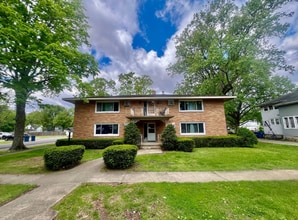 Building Photo - 301 N Minier Ave