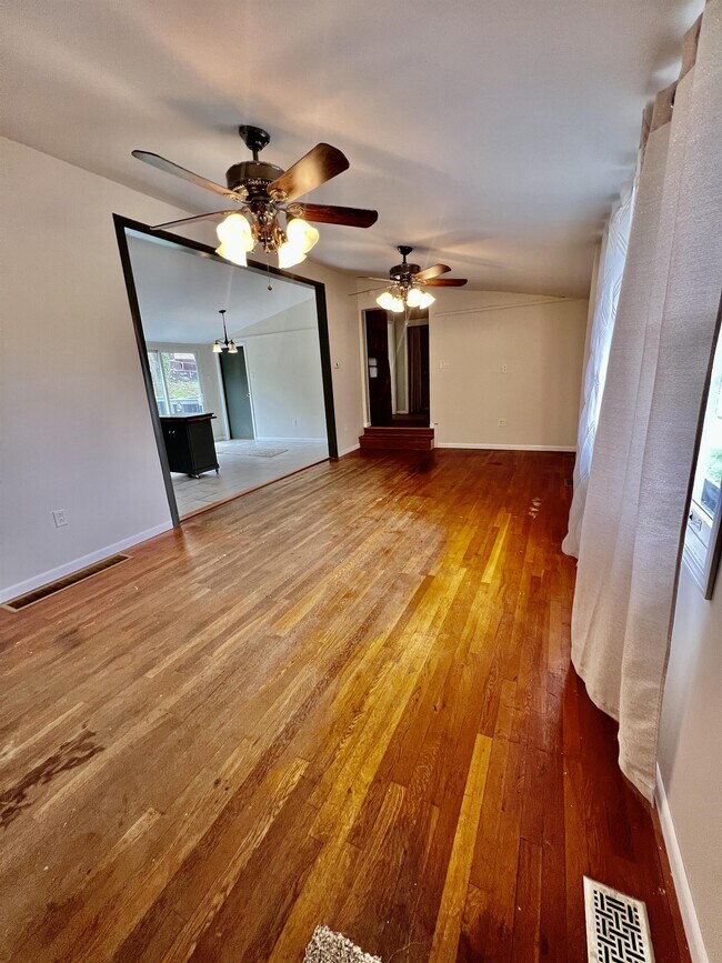 Foto del edificio - 151 Florida Ave