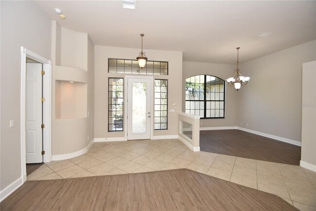 Foto del edificio - 16 Eastlake Dr