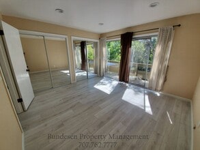 Building Photo - 3048 Yulupa Ave