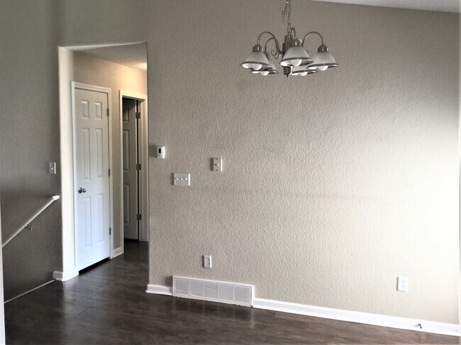 Foto del edificio - 2922 Swan Point Ct