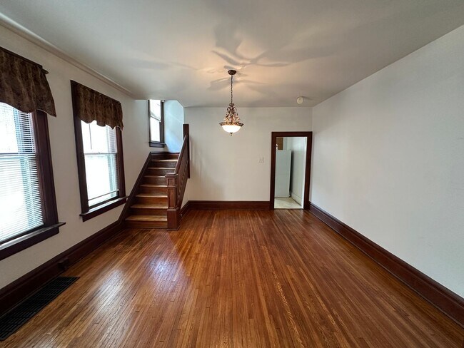 Foto del edificio - Thurman Ave 273-275 WAG