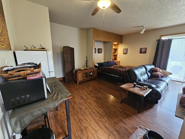 Foto del edificio - 40 Valley View Dr