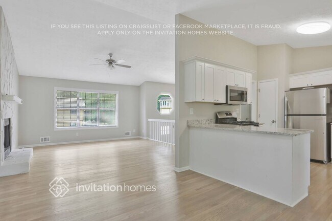 Foto del edificio - 724 Pepperwood Ln