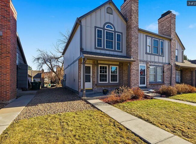 Foto del edificio - 16991 E Chenango Ave