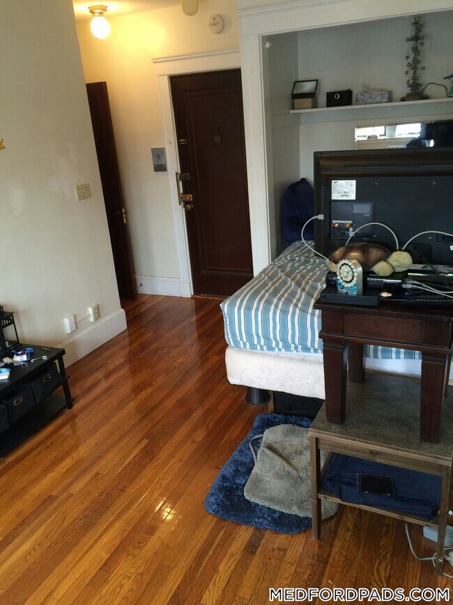 Foto del edificio - 53 Fellsway W