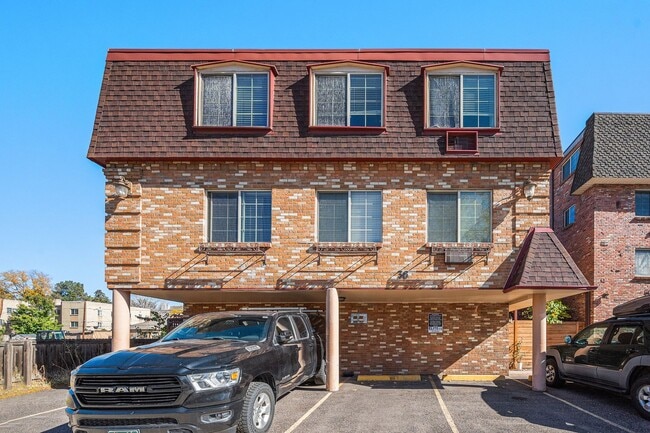 Spacious 1 Bed 1 Bath in the heart of Capi... - Spacious 1 Bed 1 Bath in the heart of Capi... House