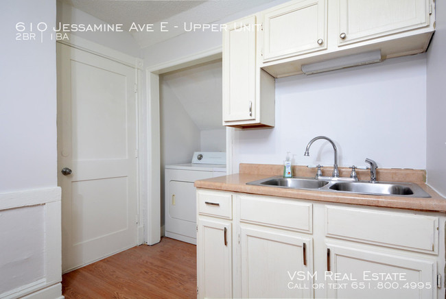 Foto del edificio - 610 Jessamine Ave E