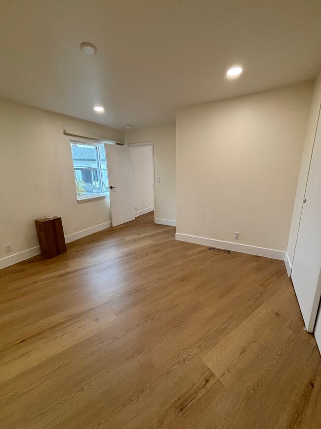 Building Photo - 35786 Augustine Ct