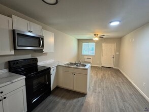Building Photo - 116 Tabor Dr