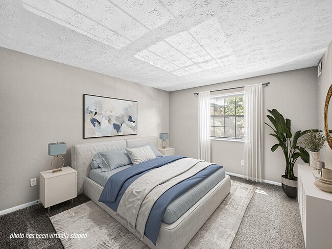 Apartamentos de 1, 2 y 3 habitaciones - Cedarwood Village Apartments