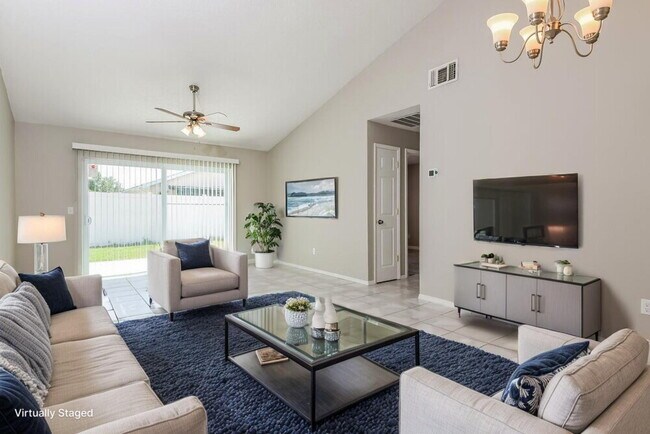 Foto del edificio - 13025 San Diego Woods Ln