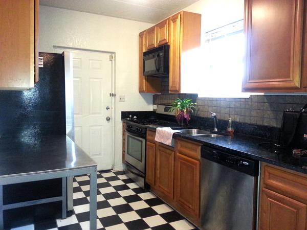 Foto del edificio - 2631 W Hirsch St