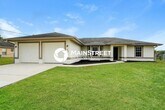 Foto principal - 826 Adeline Ave